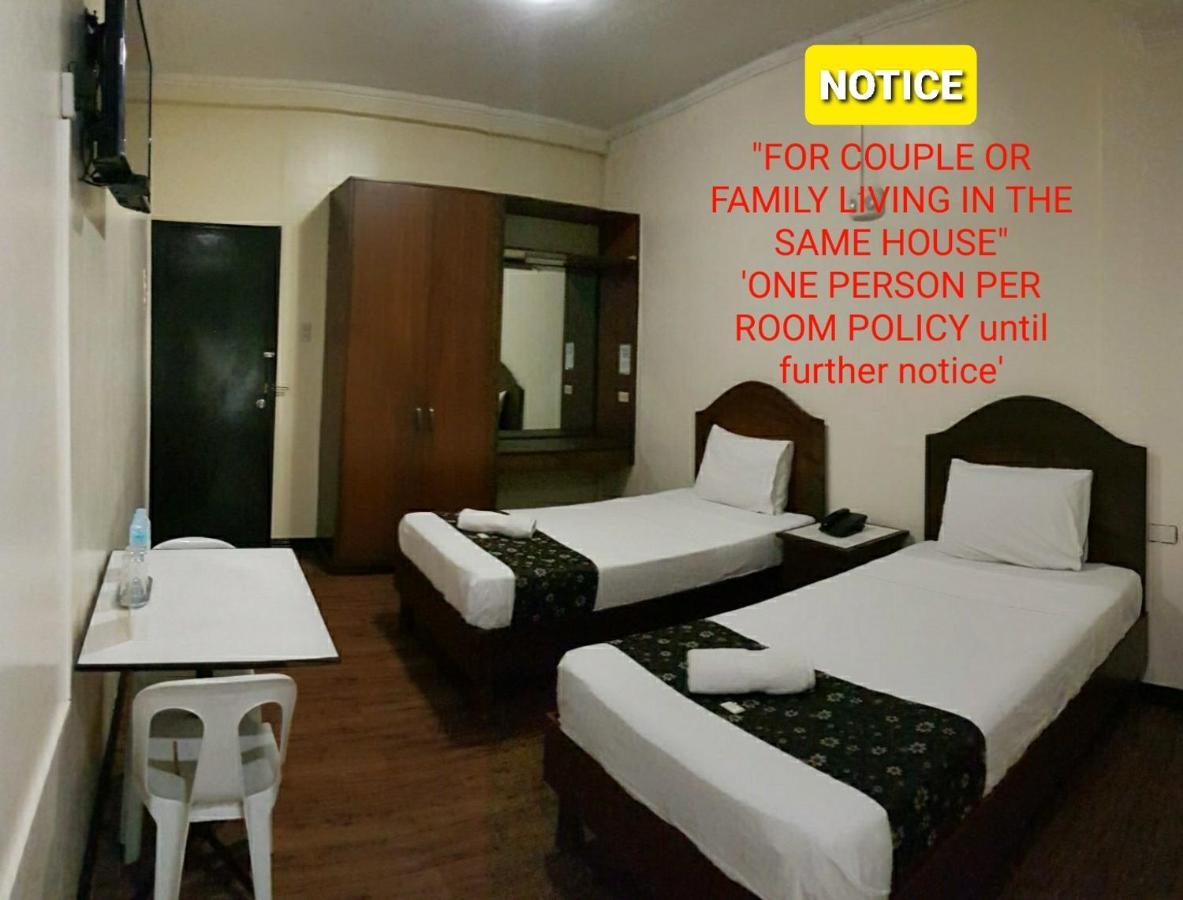 Grand Traveler Suite Inc Макати Экстерьер фото